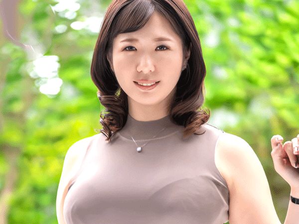 【エロ人妻の秘密の花園】30代の熟れ頃マシュマロBODY！水川奈穂がAVデビューで大胆セックス♥エロ過ぎる身体をくねらせてイキまくる！