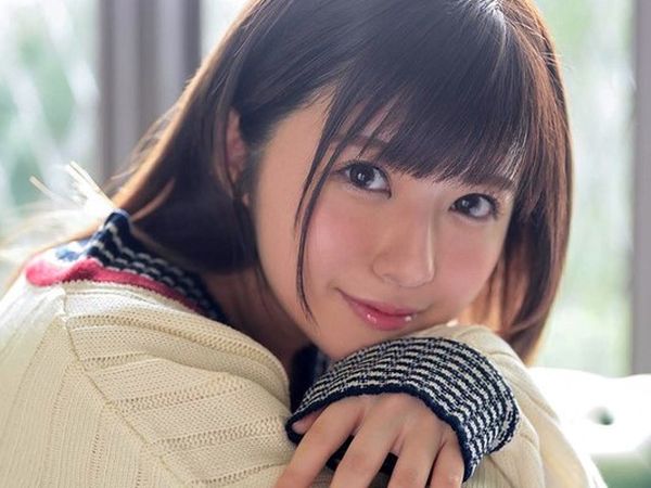 【19歳のロリっ子♡ななせ】 エッチな美少女がベロキスでトロけちゃう！ 恥じらいながらも感じちゃう初々しいセックス！