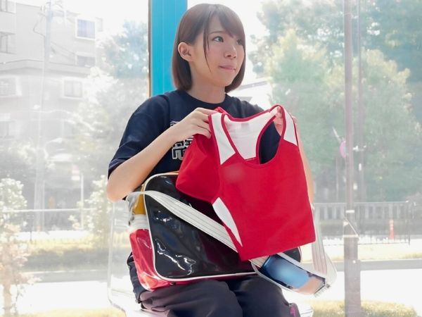 【MM号でエロ調査】アスリート女子大生の敏感ボディを徹底研究！ ぴっちりコスチュームでガチイキ体験！